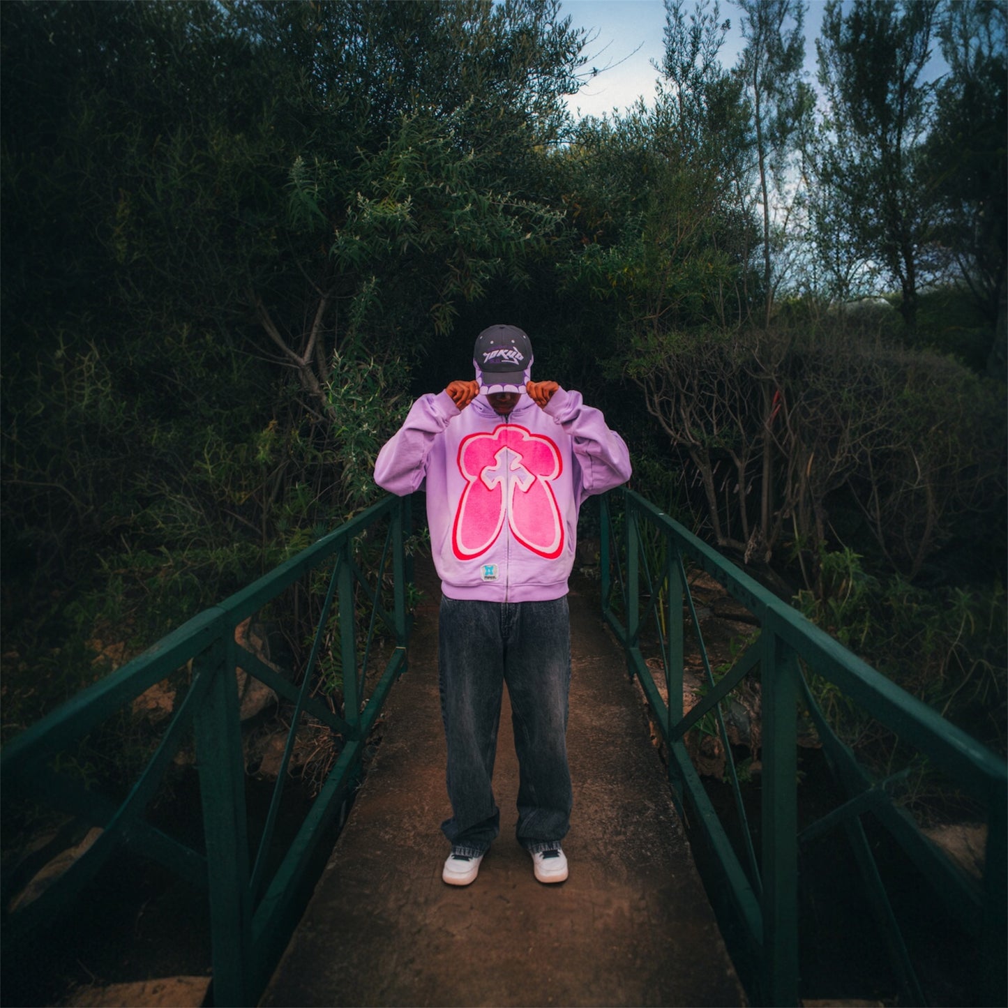 MAGENTA BOXY HOODIE